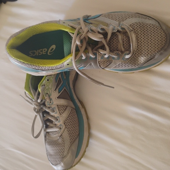 Asics Gray and Blue Athletic Shoes for Running - Picture 4 of 6